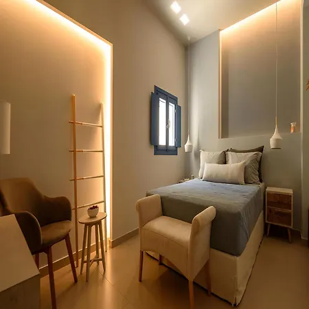 Vila Luxury Santorini 4 Bedroom Secluded Location & Private Pool *