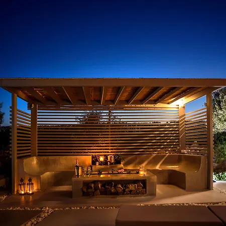 Luxury Santorini 4 Bedroom Secluded Location Private Pool Megalochori *