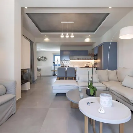 Βίλα Luxury Santorini 4 Bedroom Secluded Location Private Pool Megalochori Μεγαλοχώρι